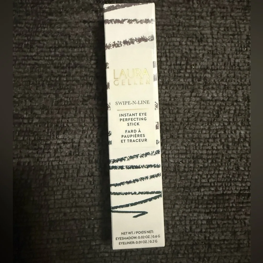 ✨ Beauty Bundle Adidas Bag + Stanley Keychain + Masks + Laura Geller ✨ - Picture 4 of 16